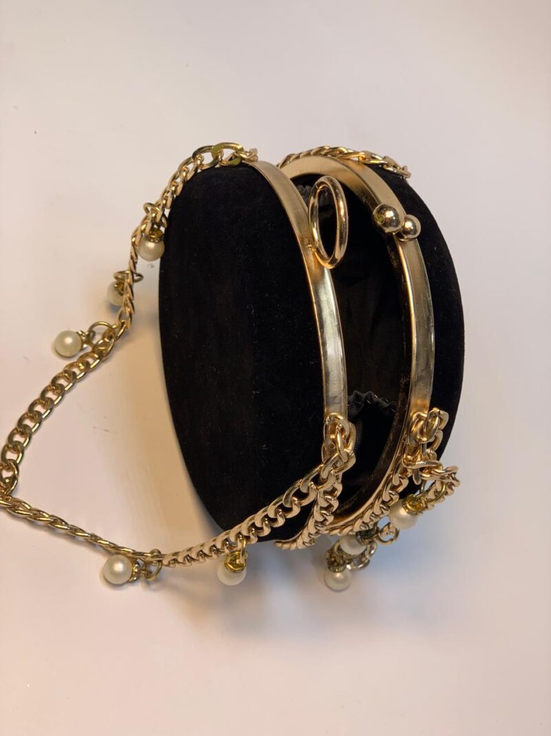 Black Round Chain Clutch - Image 2